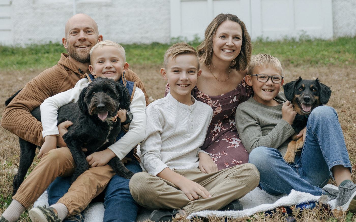 Andrew Walker Family - 2026 Dad+Kids Retreat Speaker- (by Mira Takes Pictures)